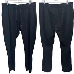 Lululemon Black On the Fly Woven 28” Pants Travel Commute Work Office Casual